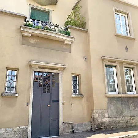 Crispi 7 Apartment Como